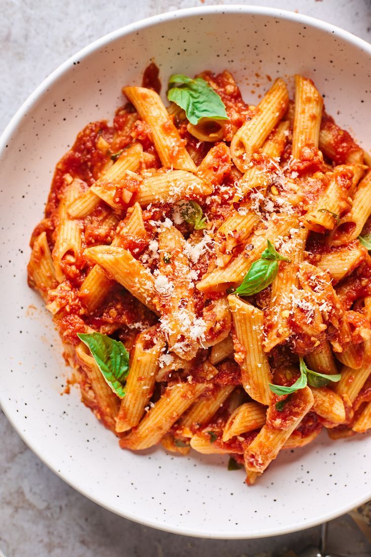 PENNE ARABİATA MAKARNA