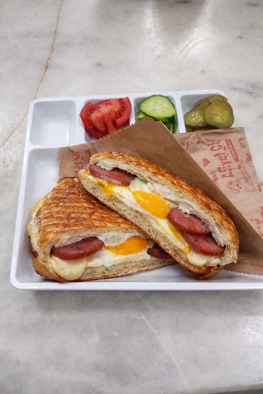 ATOM TOST